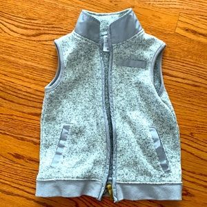 Carter’s size 4T vest